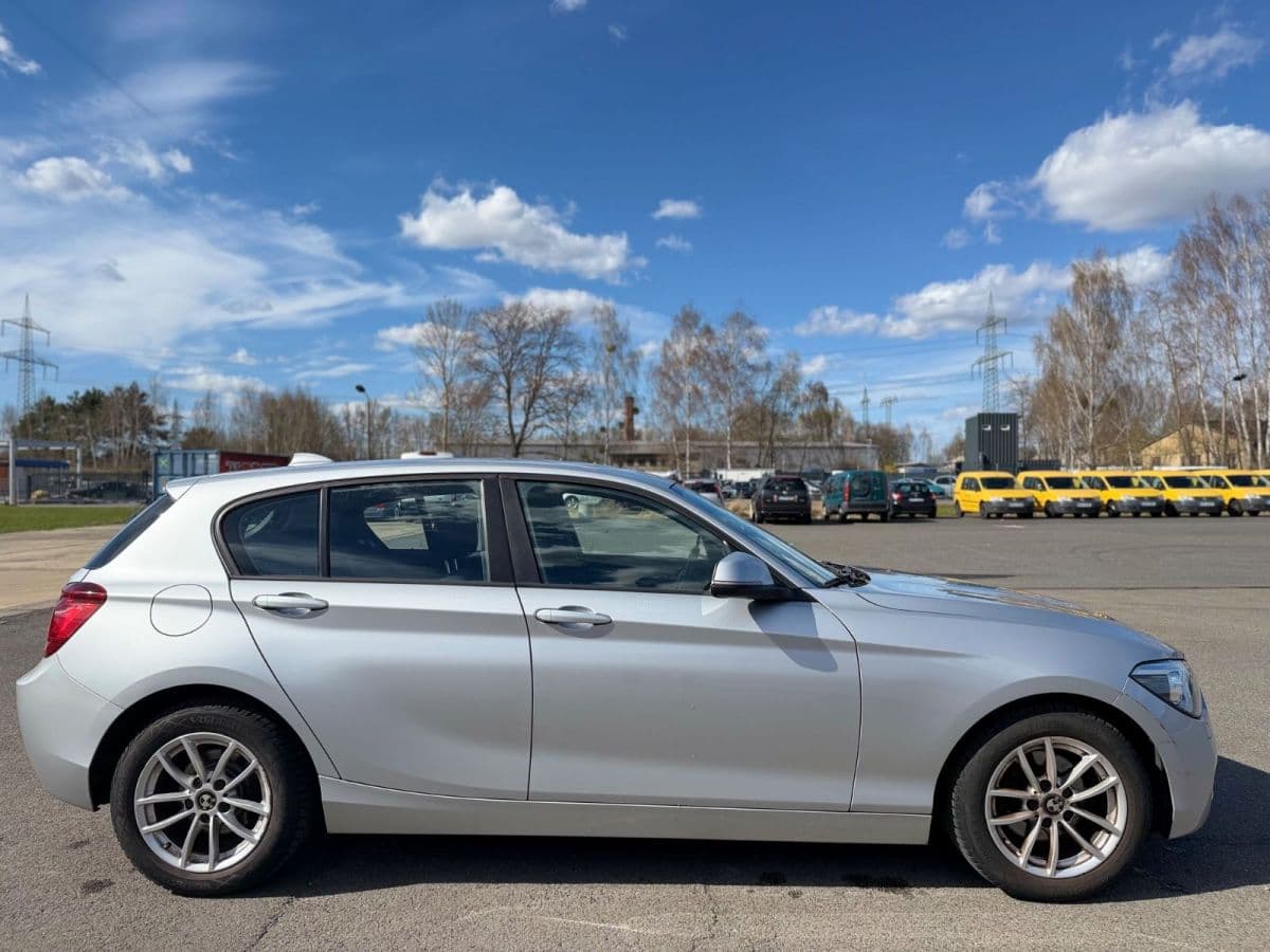 BMW 118 i — foto 5