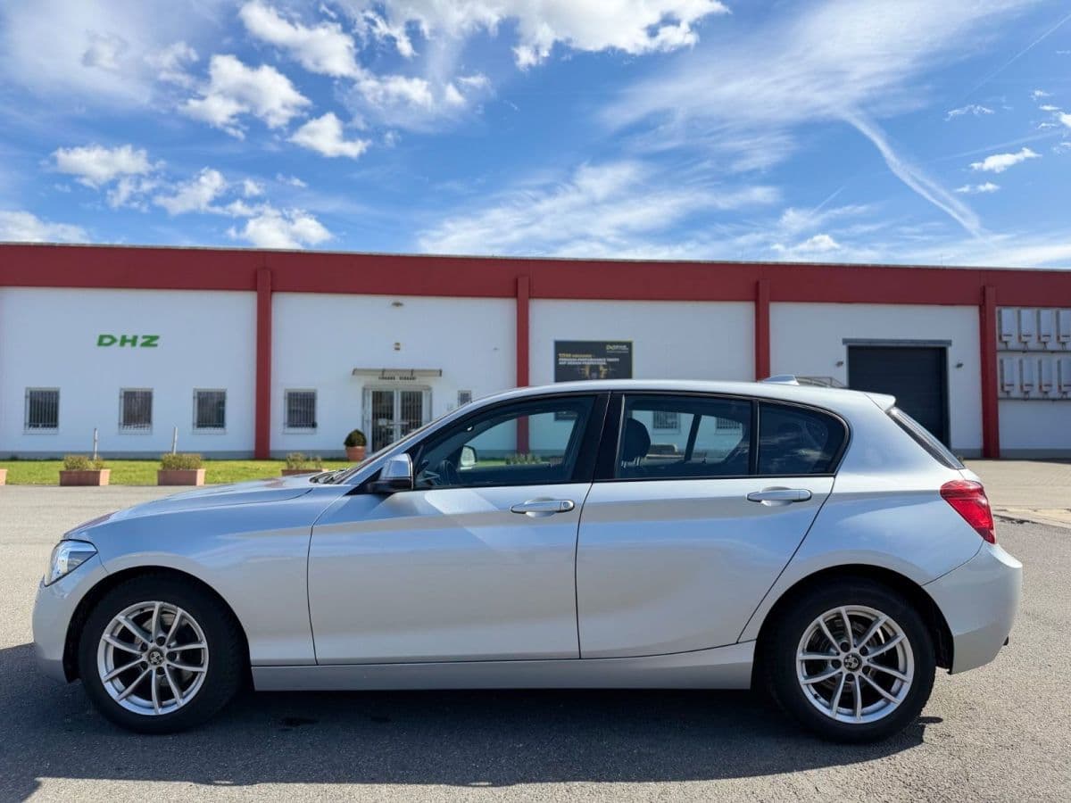 BMW 118 i — foto 4