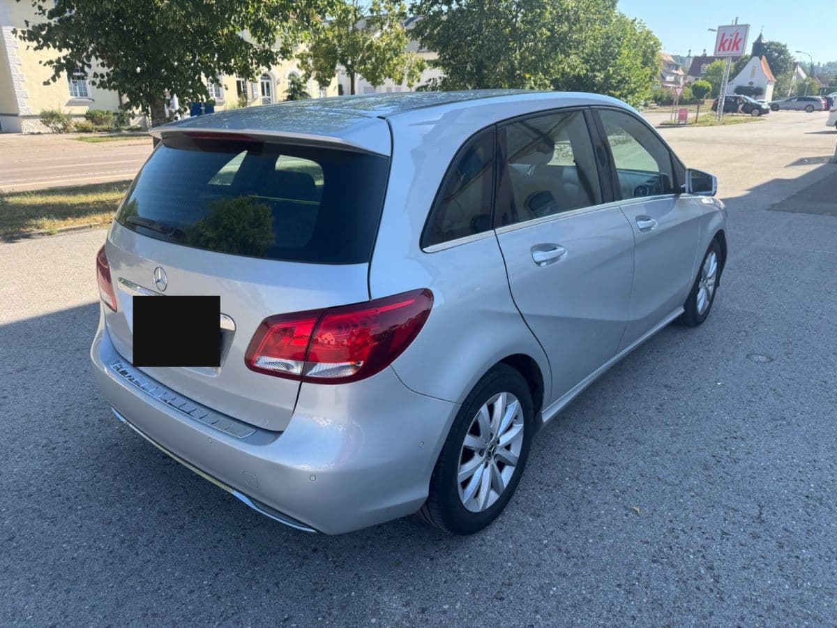 Mercedes-Benz B 180 — foto 3