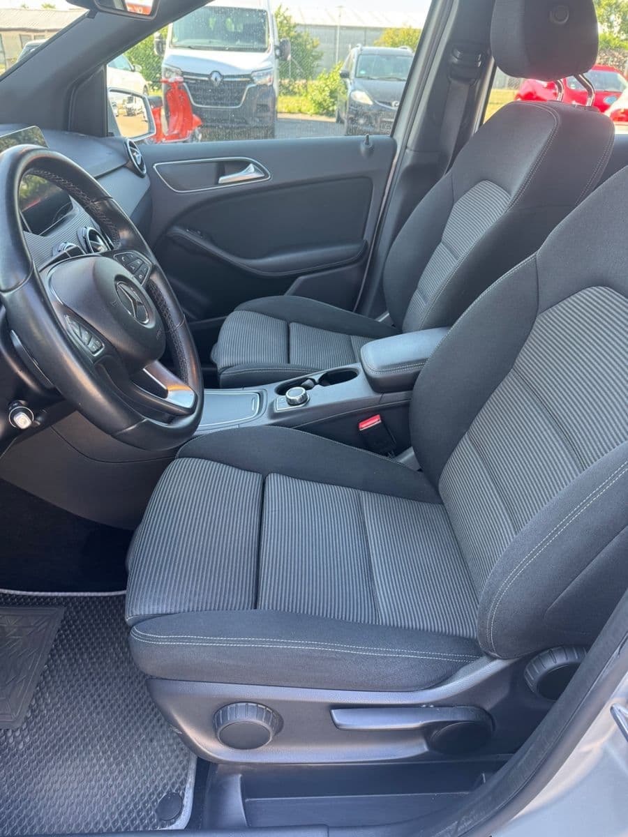 Mercedes-Benz B 180 — foto 5