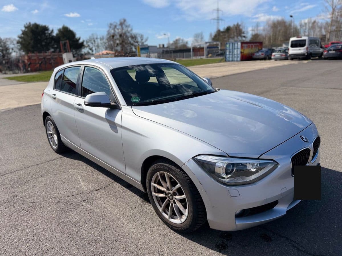 BMW 118 i — foto 3