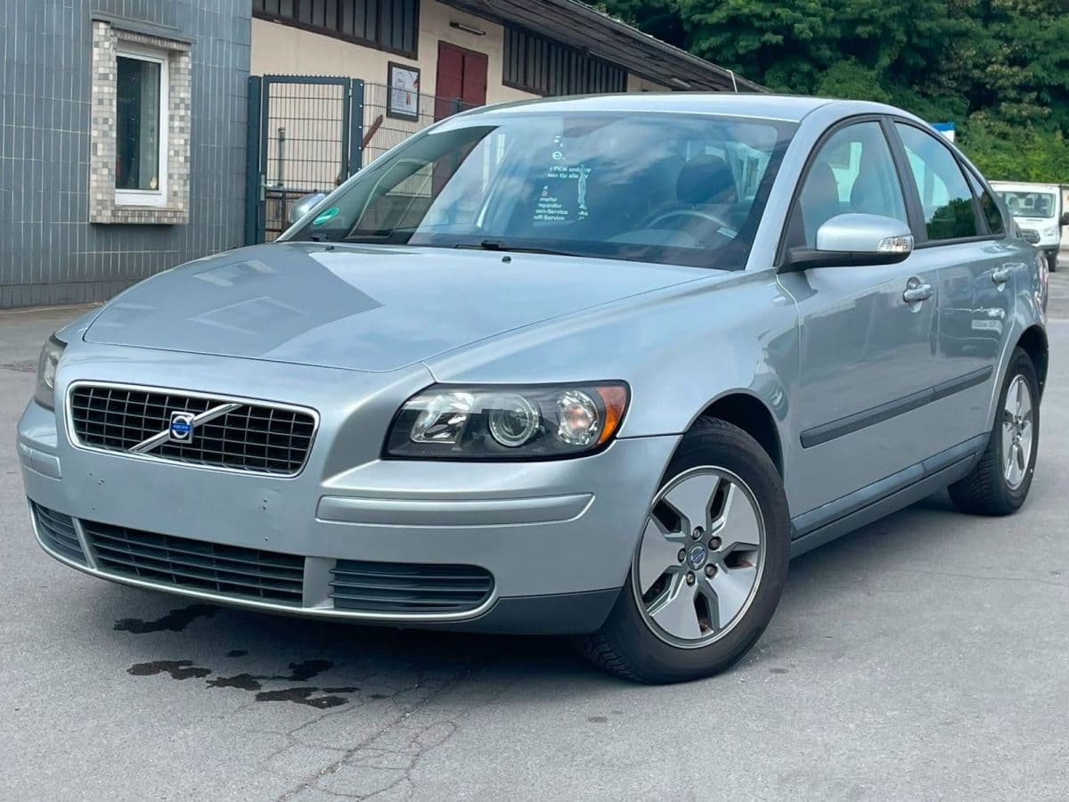 Volvo S40