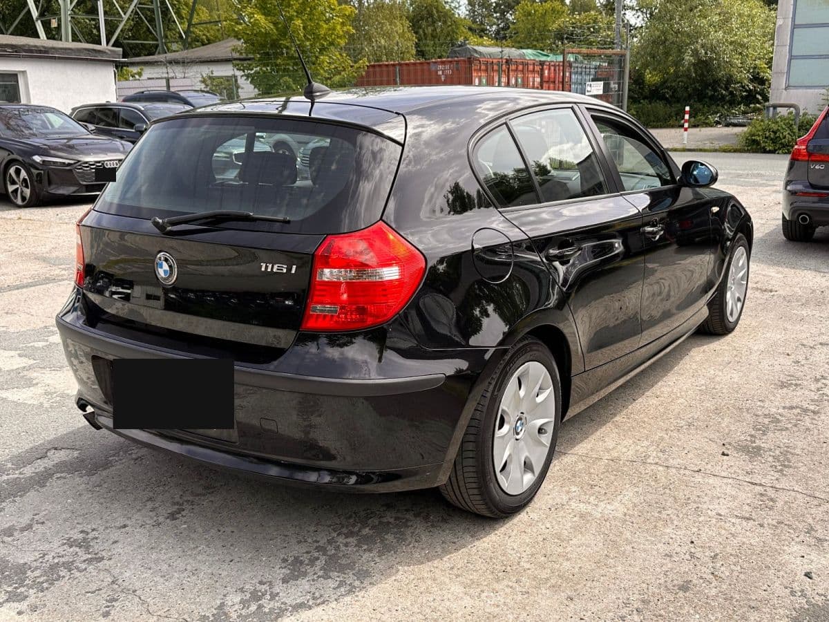 BMW 116 — foto 5