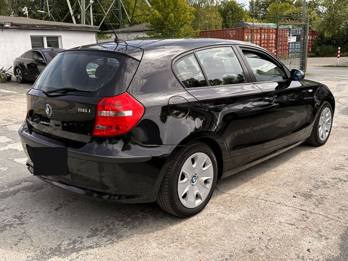 BMW 116 — foto 4